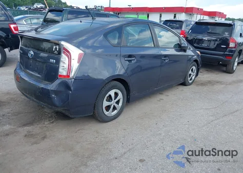 2013 Toyota Prius Two z USA, uszkodzony, nr VIN JTDKN3DU4D5693818